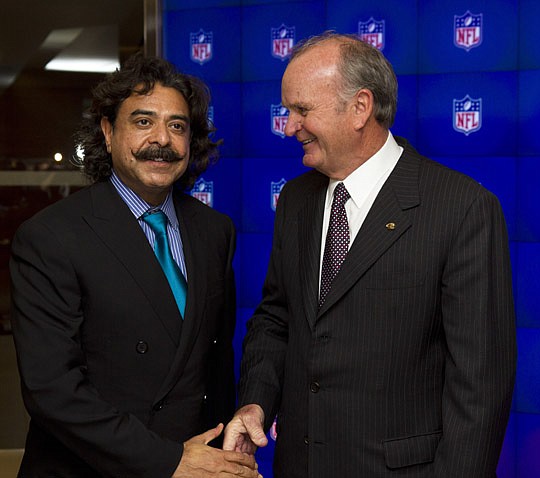 Photo by Esther Nisanova/NFL - Shahid Khan, prospective owner of the Jacksonville Jaguars, with franchise owner Wayne Weaver.
