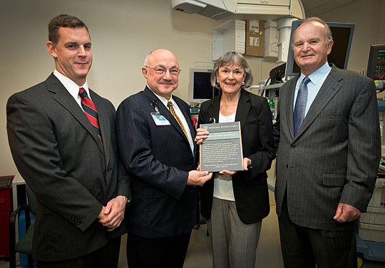 From left, David Thiel, urologist and medical director at the J. Wayne and Delores Barr Weaver Simulation Center at Mayo Clinic; William Rupp, Mayo Clinic Florida CEO; Delores Barr Weaver and Wayne Weaver.