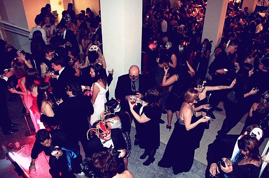 Special to the Daily Record - Last year's "333NYE," the New Year's Eve party hosted by The Contemporaries, the young professionals group at the Museum of Contemporary Art, was a sold-out affair. Tickets are available for this year's evening of enterta...