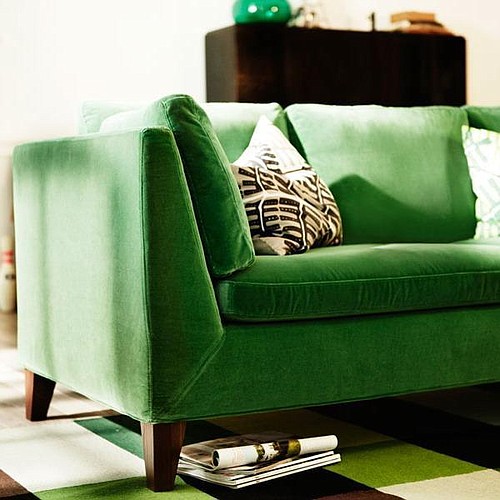 tâ€™s not the avocado green of the 1970s thatâ€™s popular these days, according to housebeautiful.com, itâ€™s bolder shades of olive and emerald .