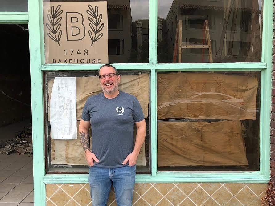Kurt Dâ€™Aurizo and his wife, Allison, plan to convert the former Carlâ€™s Main Street Restaurant at 1748 N. Main St. in Springfield into 1748 Bakehouse.
