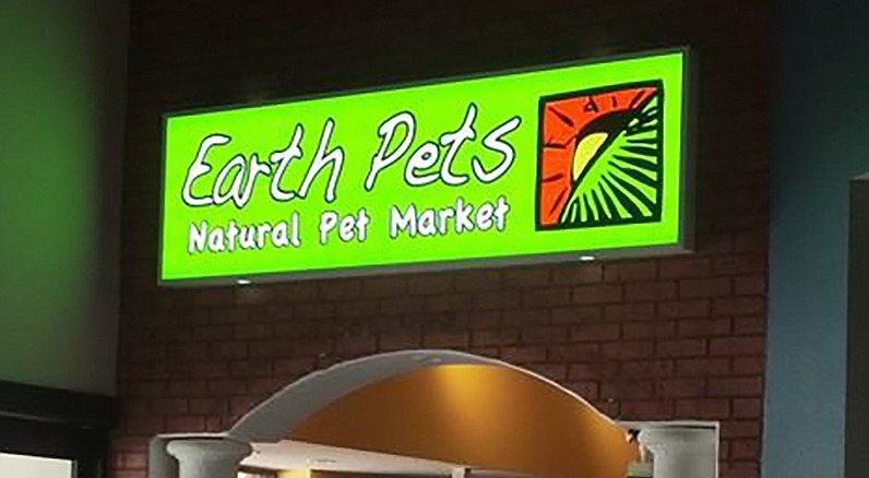 Earth Pets plans to open its third store in San Marco.