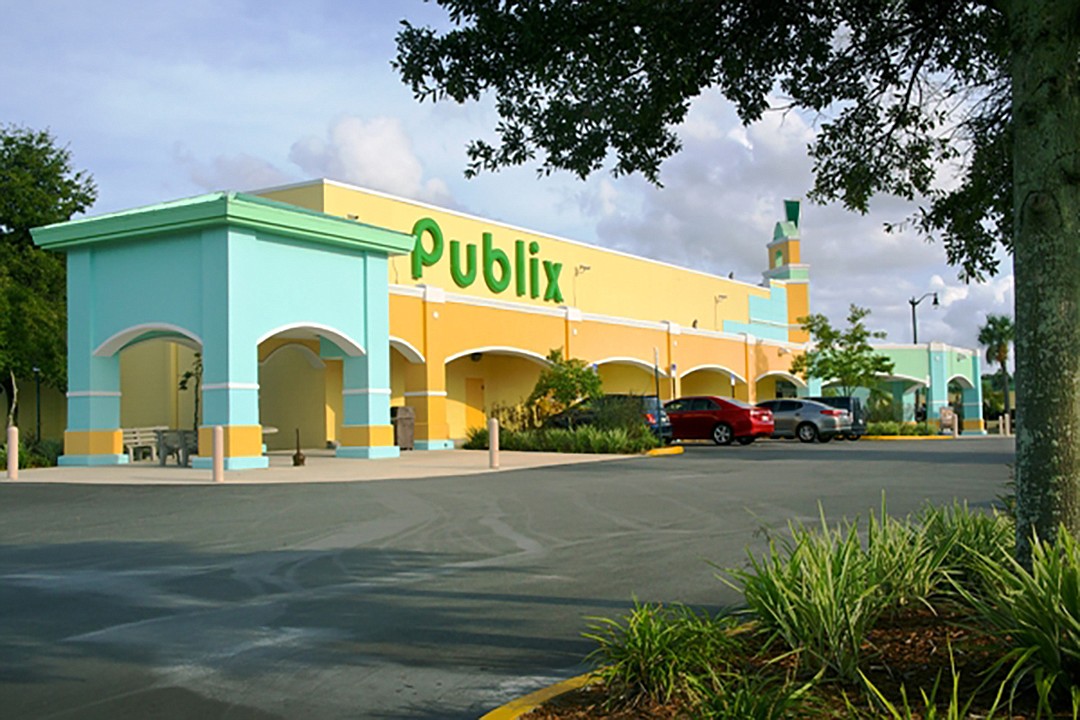 The Publix Super Markets Inc. store was built in 2000 in Gateway Town Center. It is scheduled to close at the end of 2019.