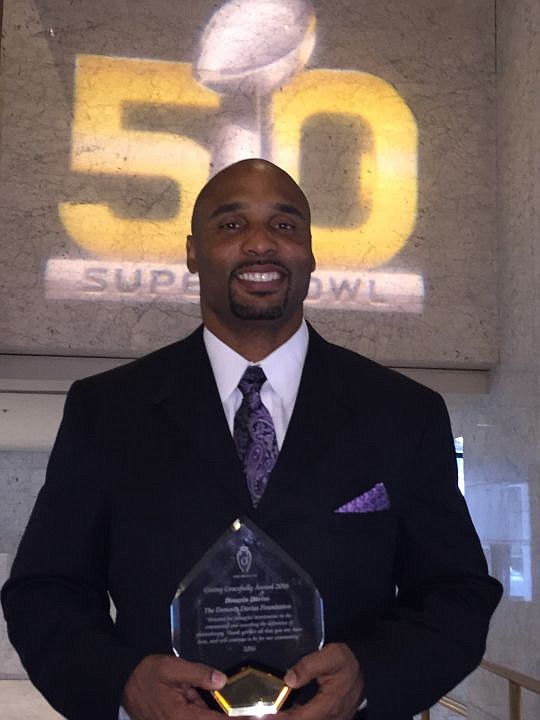 Nonprofit news: Donovin Darius honored for charity work