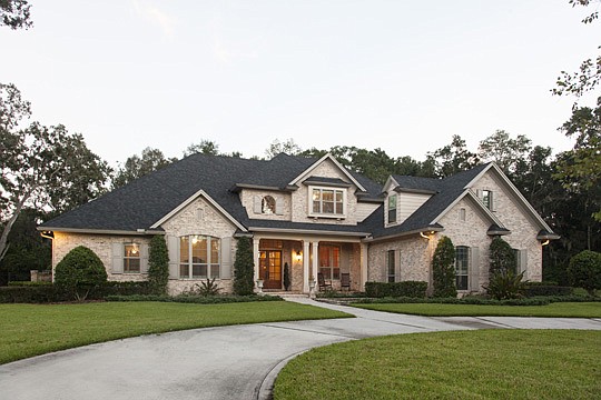 Custom home designed by Jacksonville builder Andy Reynolds Homes.