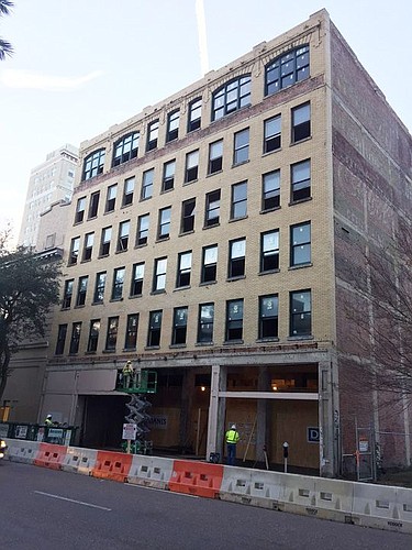 Danis Construction LLC is converting the historic Lerner Building Downtown into student housing for Florida State College at Jacksonville. Workers were on-site early today.