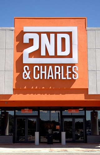 A 2nd & Charles store is headed into The Strand at Town Center.