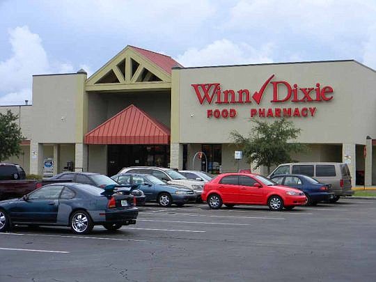  Winn-Dixie will close its Beach Boulevard Shopping Center store in June.