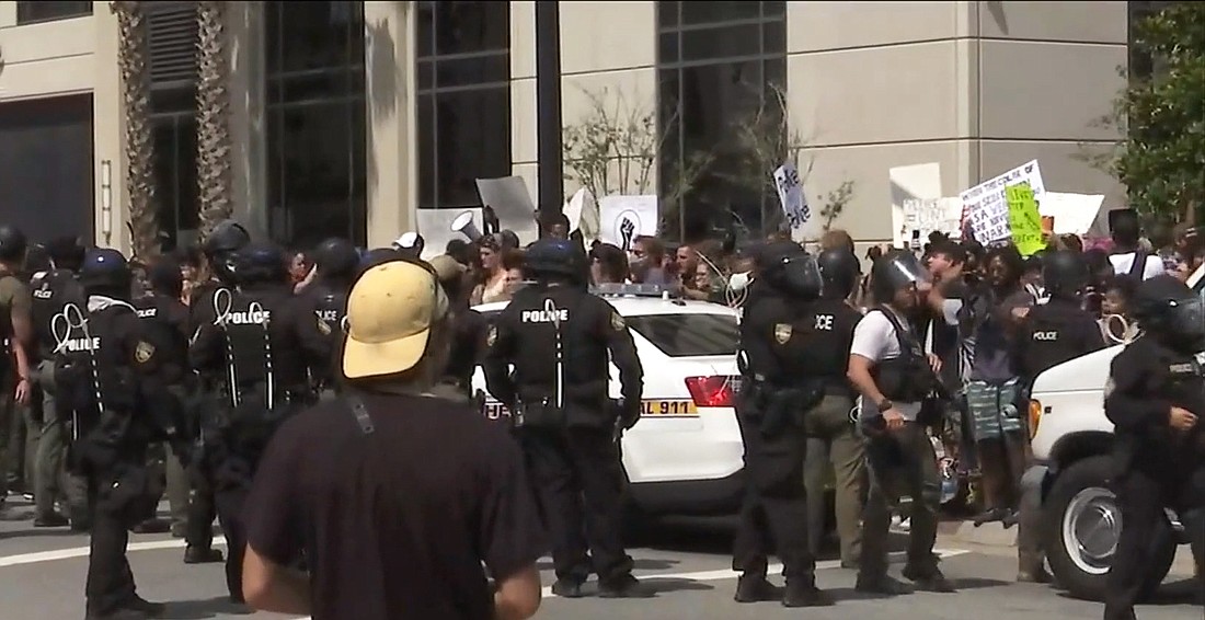 Protesters in front of the Duval County Courthouse on May 31. (News4Jax.com)