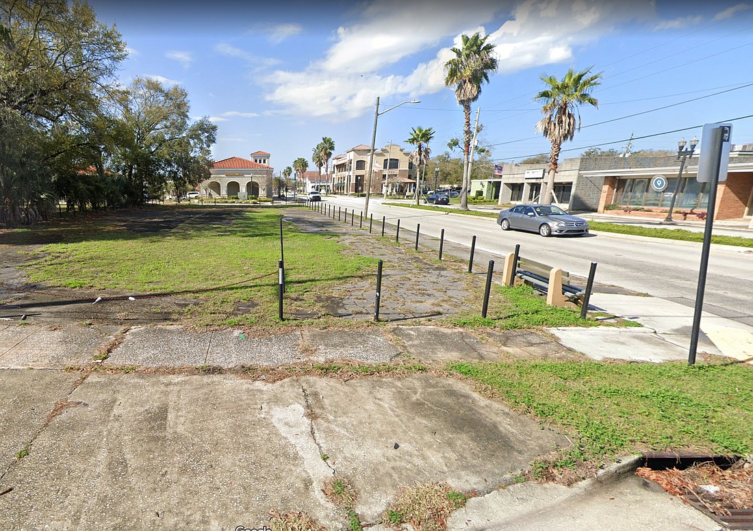 Toll Brothers filed is planning a 27-unit town house community on this site east of the Well Fargo bank in San Marco. (Google)