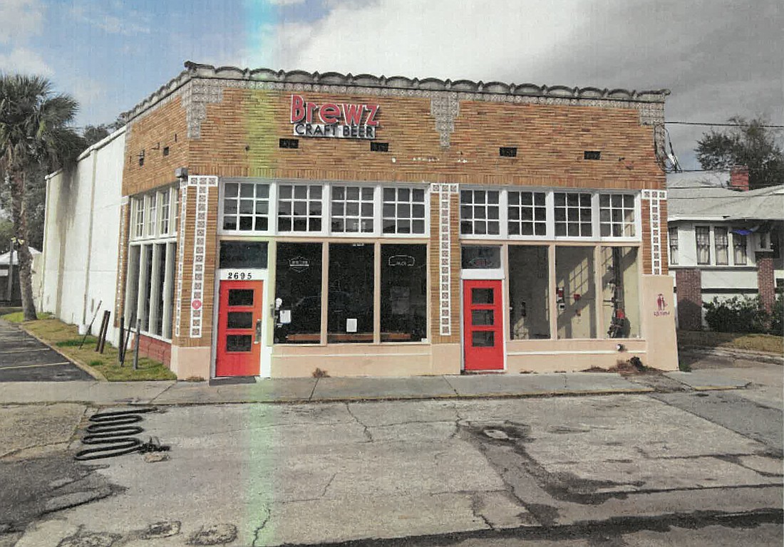 The Tipsy Manatee is planned for the former Dahliaâ€™s Pour House and Brewz Craft Beer space at  Post and King street.