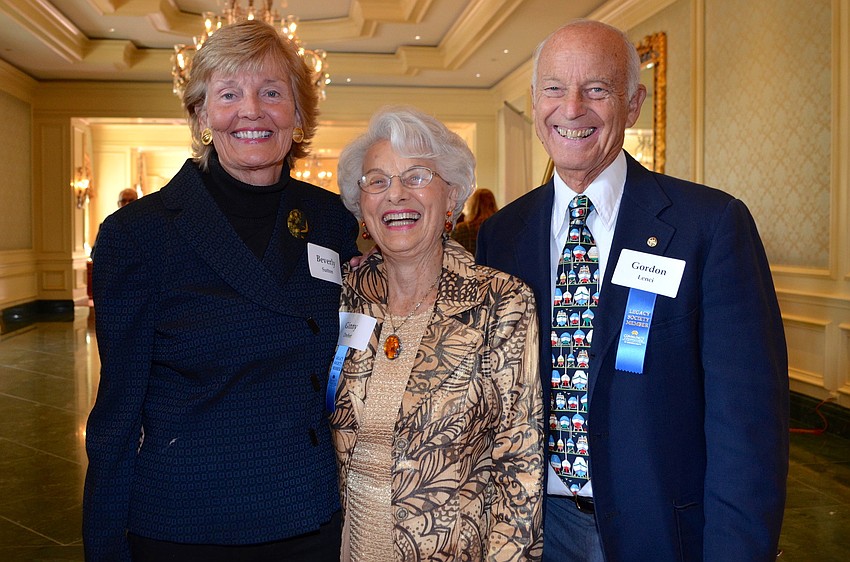 Beverly Sutton, Ginny Dreher an Gordon Lenci