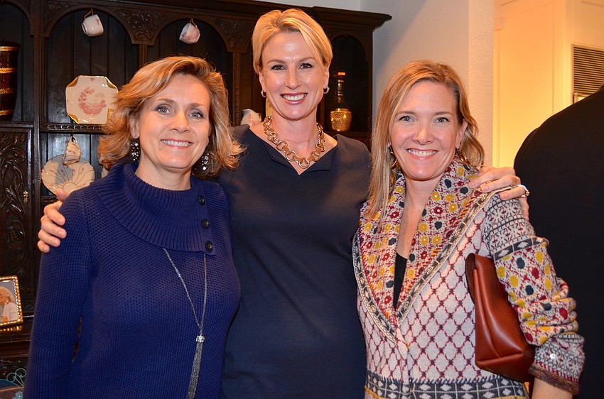 Anne McFall, Chairwoman Alisa Pettingell and Isa Lambert