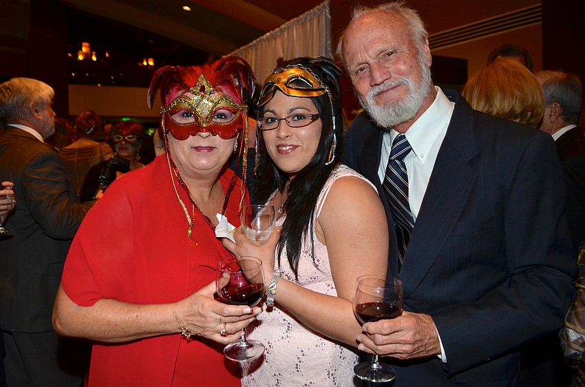 Margy Gordon, Yani Gordon and Jerry Gordon