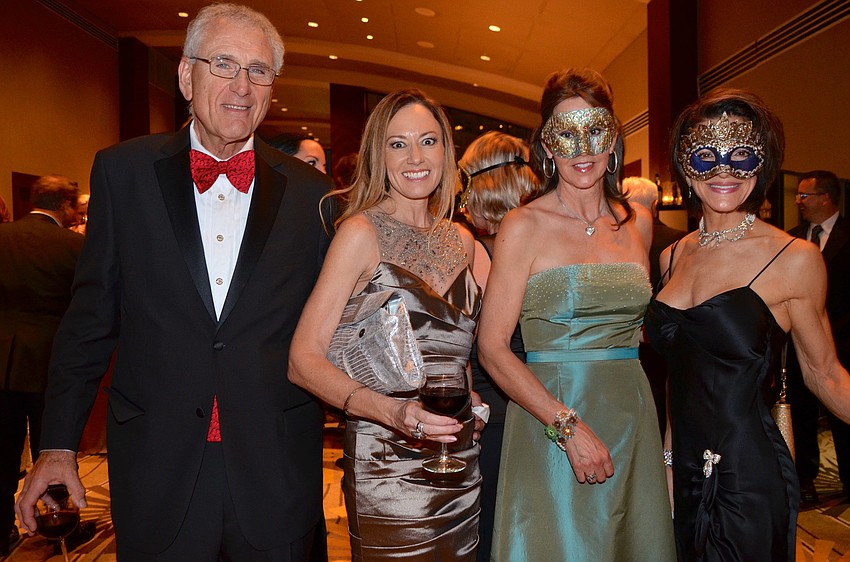 Harry Leopold, Valerie Leatherwood, Susan Dabney and Lynette Mancuso