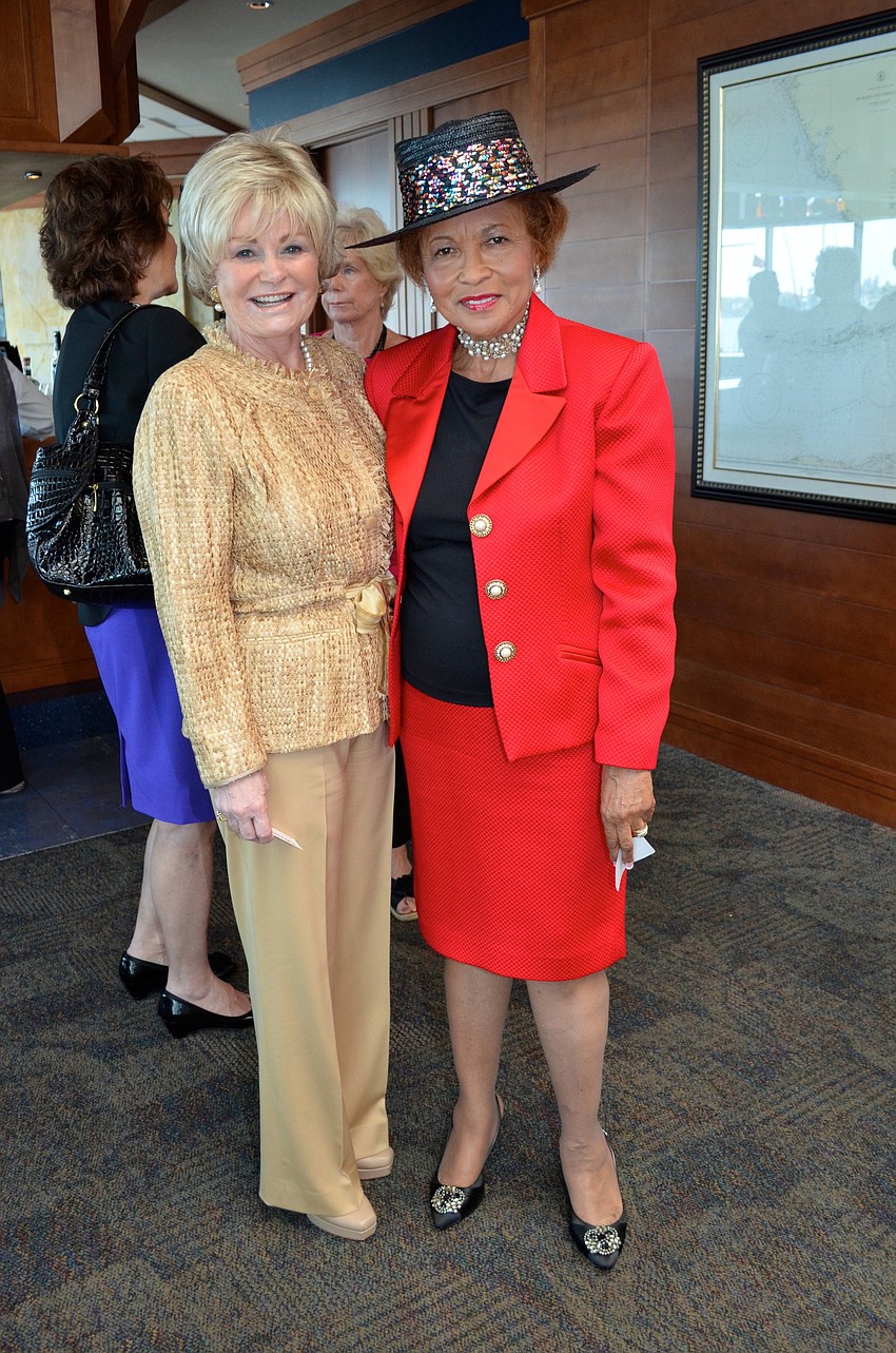 Kitty Kelley and Chairwoman Audrey Coleman