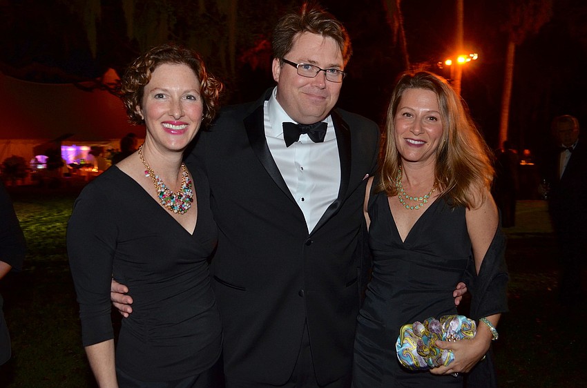 Laura and Dan DeLeo with Deanna Creaturo