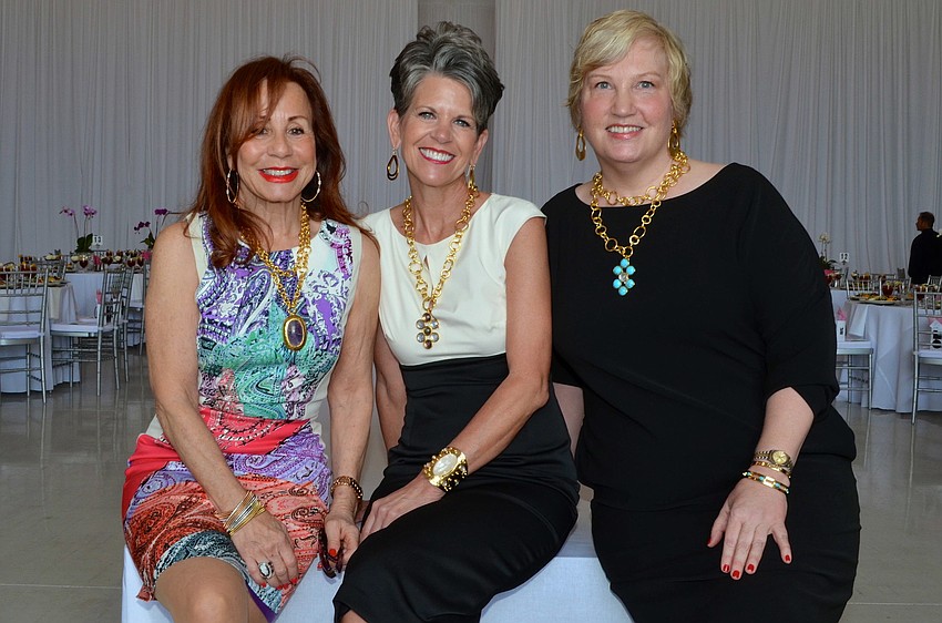 Honorary Chairwoman Eileen Curd, Sally Schule and Chairwoman Christine Sandrib