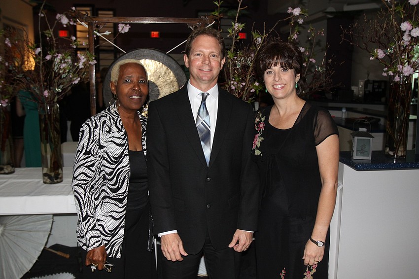 Valerie Reeves, John Halcomb and Ellen McLaughlin