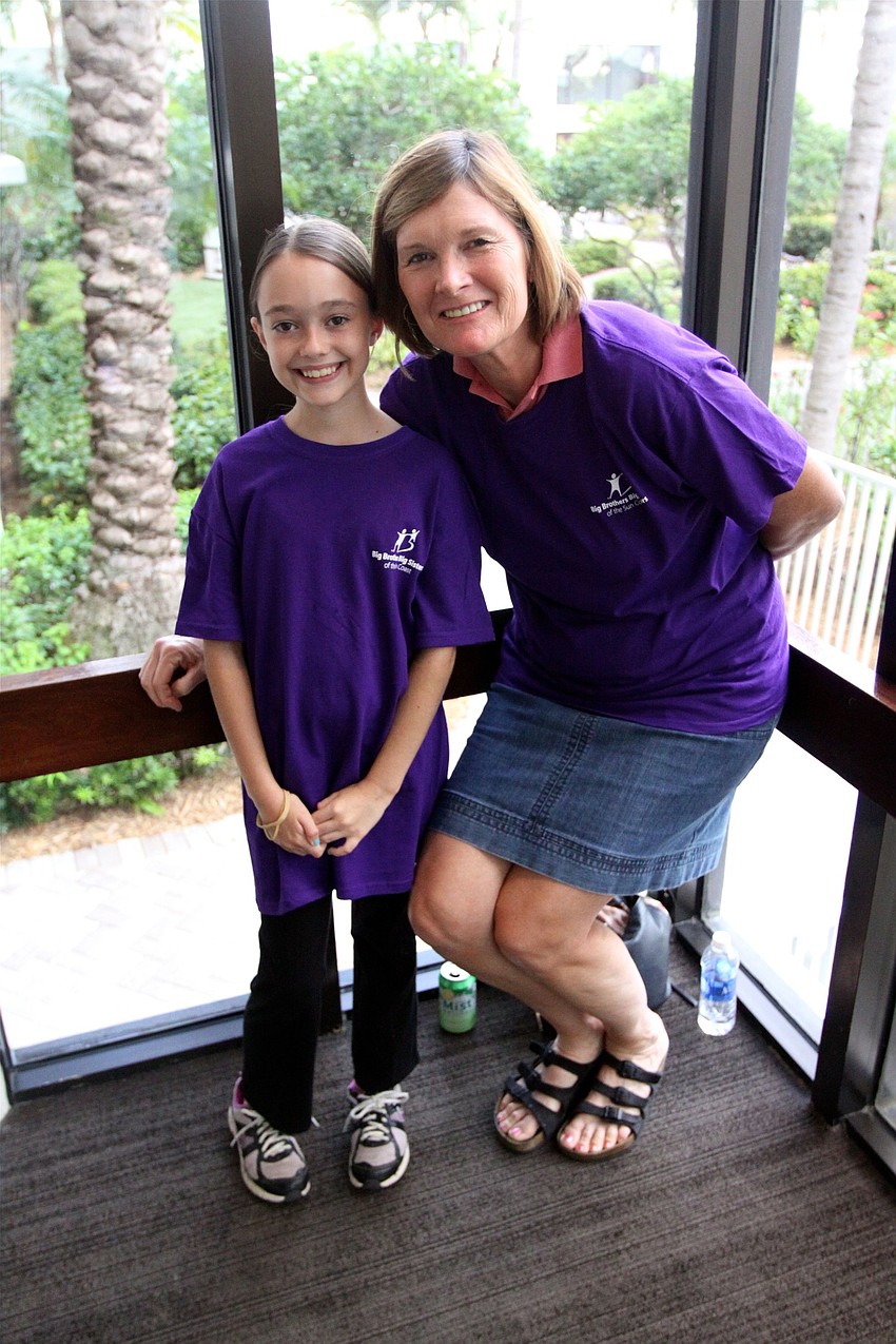 Emma Smith, 10, and Joanne Wuelfing