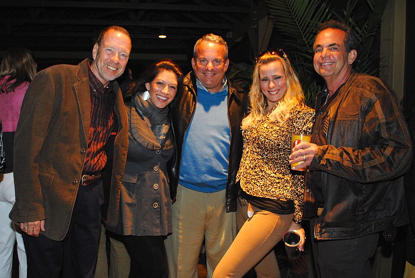 Bob Simons, Jenny and John Wiseman and Lynn and Darrell Turner