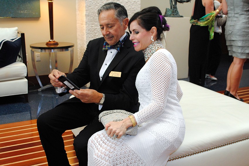 Jerry Genova and Lauren Walsh take a selfie.