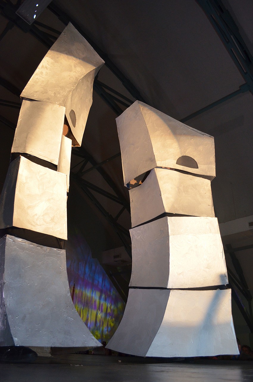 Sculpture in Motion by Vicky Randall