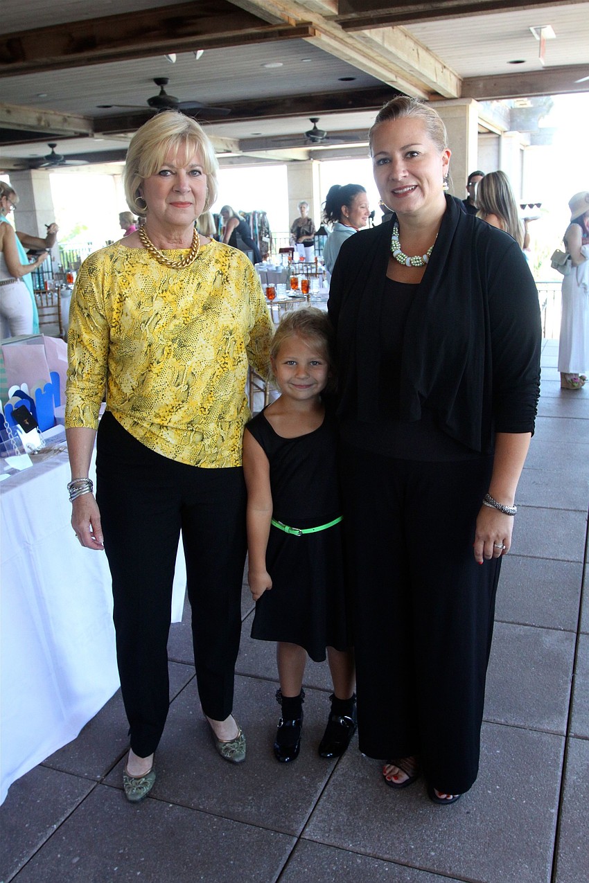 Linda Cornell, Cambelle Anders, 6, and Leslie Cornell Anders