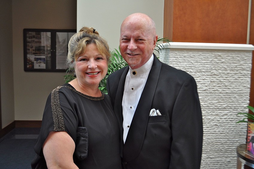 Elaine and Gordon MacHahon