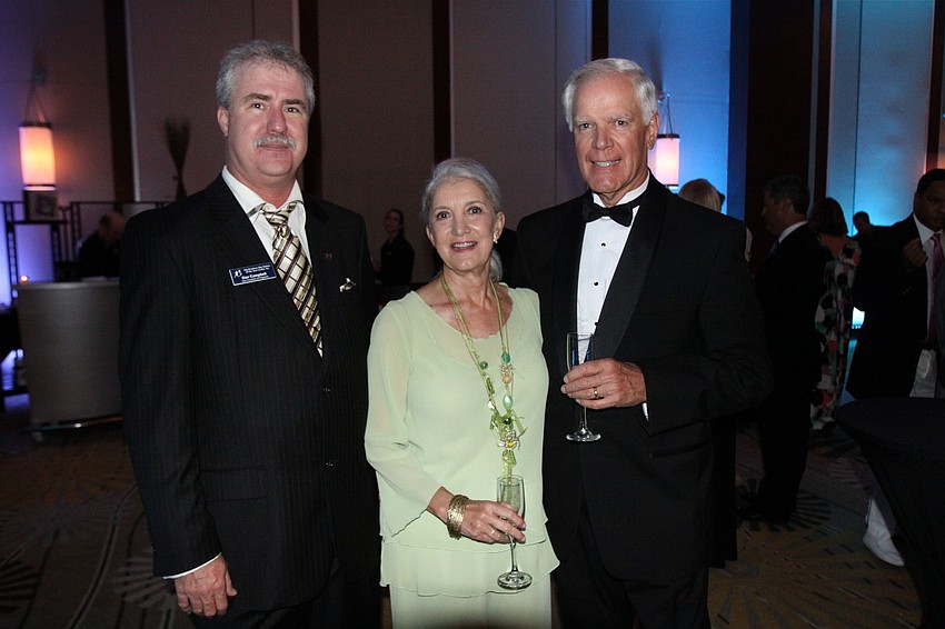 Dan Campbell with Linda and Bill Tiffan