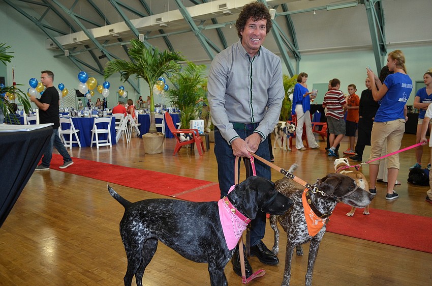 Billy Gamble with German Shorthair Pointers, Lottie Dah and Daisy Mae.