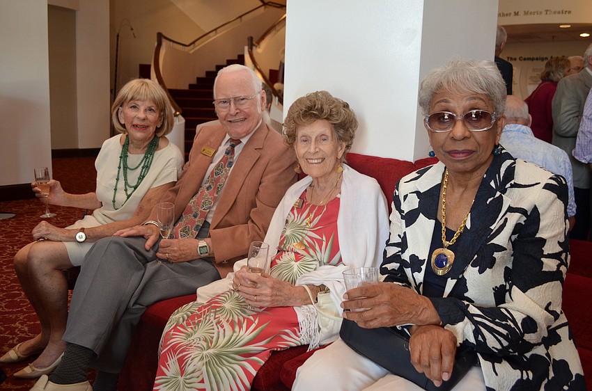 Gloria Moss, Jorden and Gundrun Graugaad and Barabara Mask