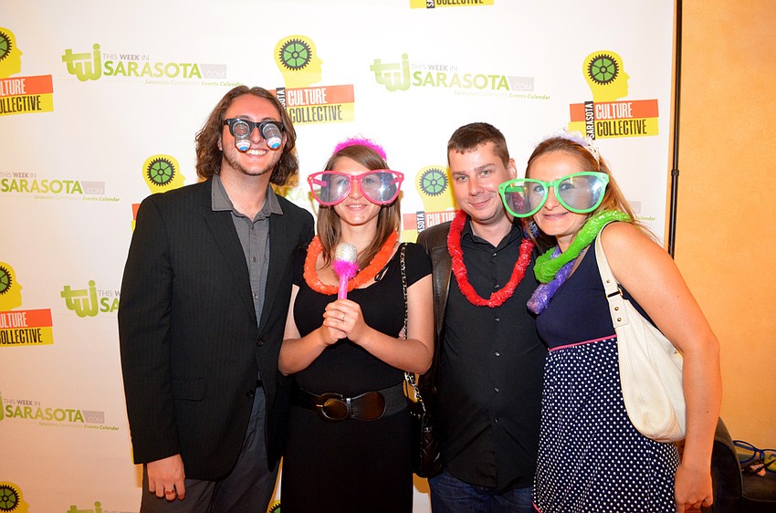 101913-JasonWebb-AnnaLipa-AaronMuhl-DeannaFerguson