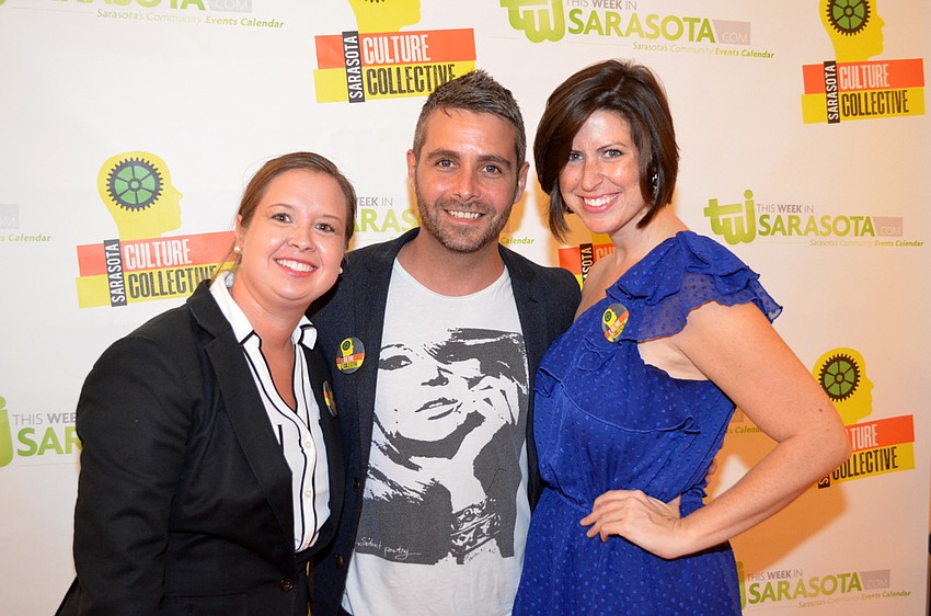 101913-RebeccaBute-MikeMarraccini-DanaeDeShazer