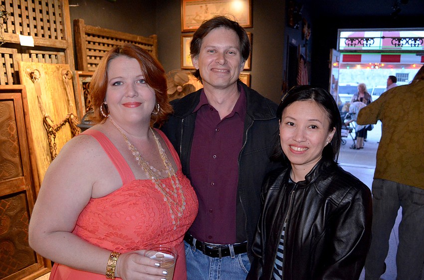 102413-EricaPost-ToddSnavely-Sitha