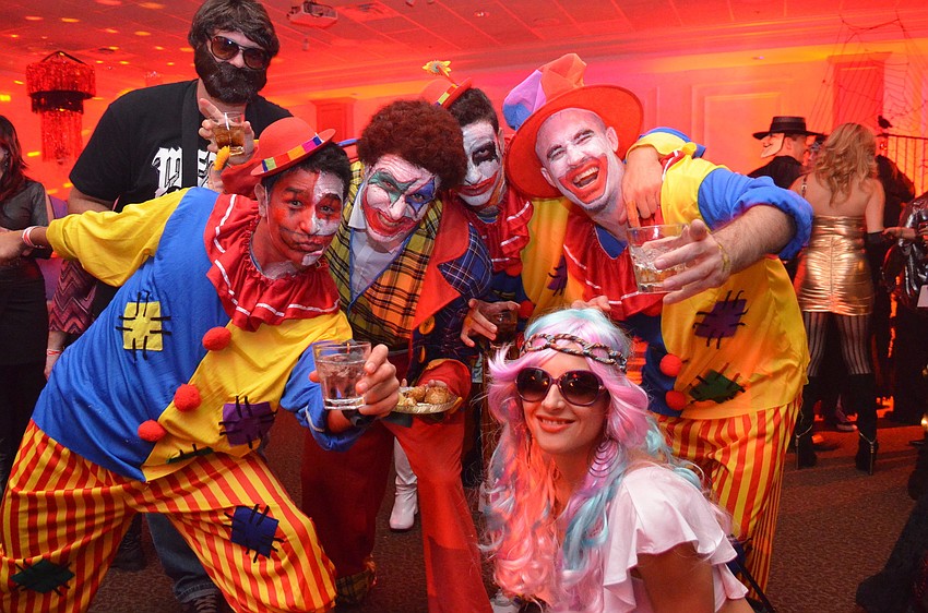 Jose Albors, Eze Marti, Javi Estudiante, Carlos Canario and Paula Devalencia