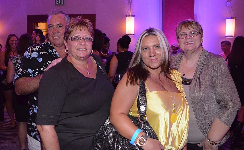 Angel and Marian Palau, Vera Ladelia and Diane Ladelia