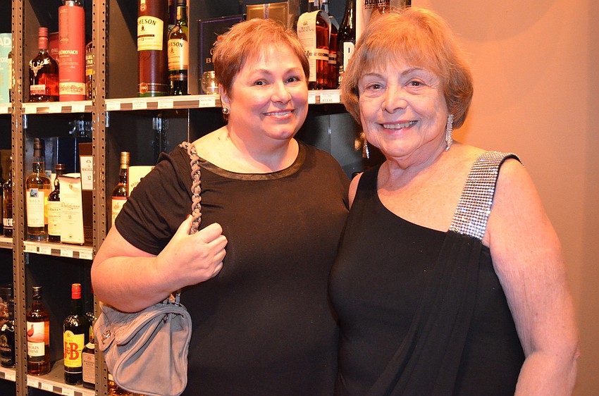 Donna and June Lohren