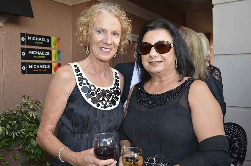 Isabelle Wright and Nora Stephan