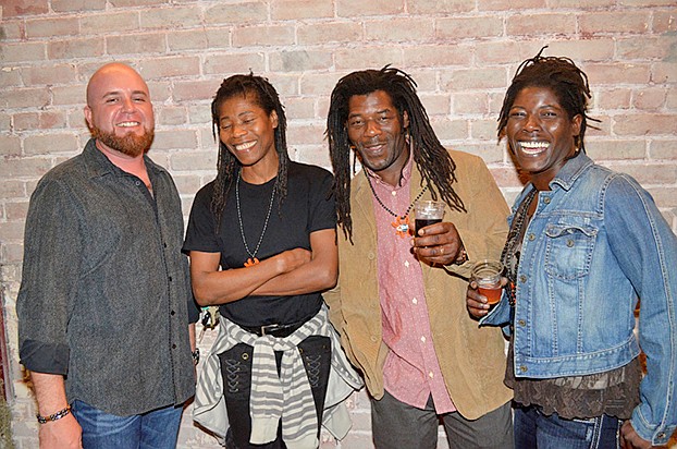 103113-JasonTrumbach-Ionie-RobertSamuels-EdithSamuels-1024x678