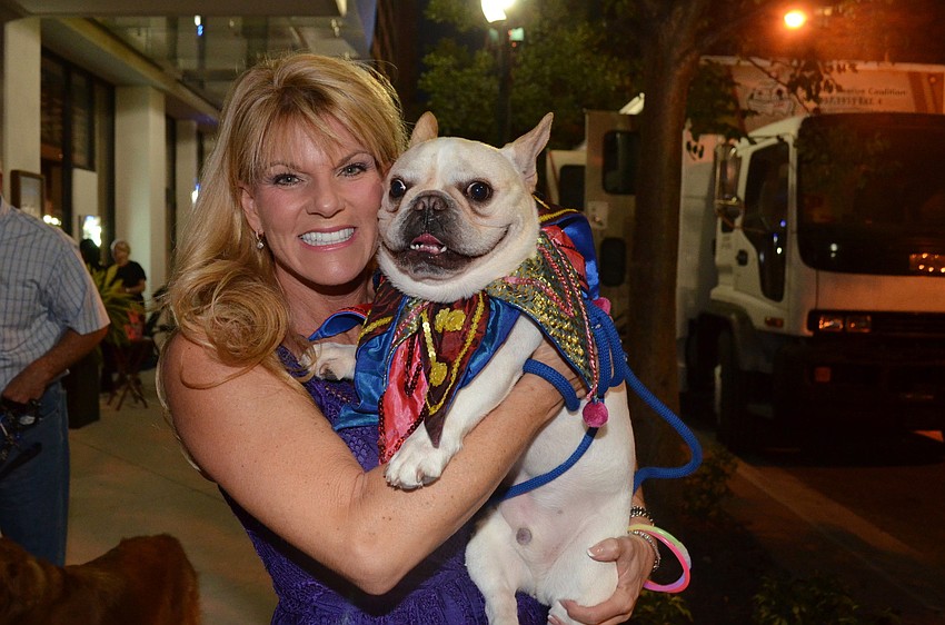 Kristy Cuza with her French bulldog Wrigley