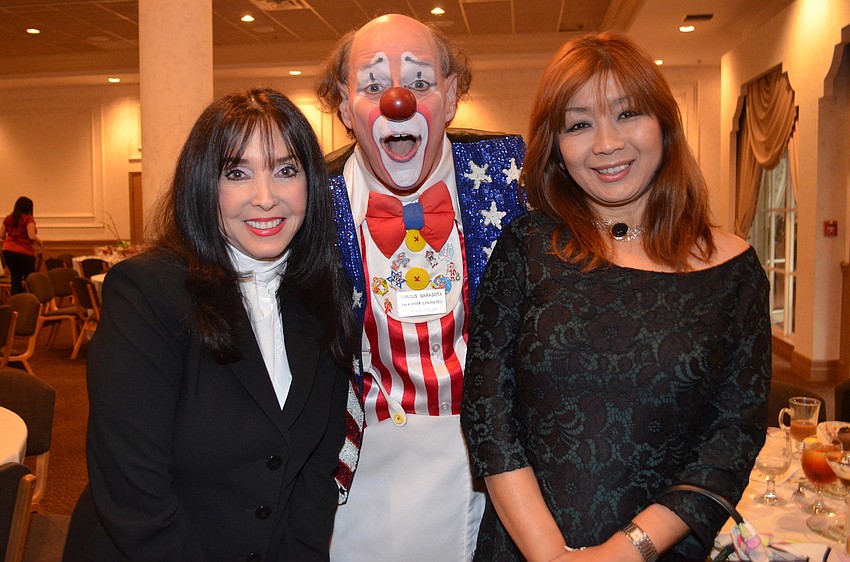 Wendy Mann Resnick with Chuck and Noriko Sidlow