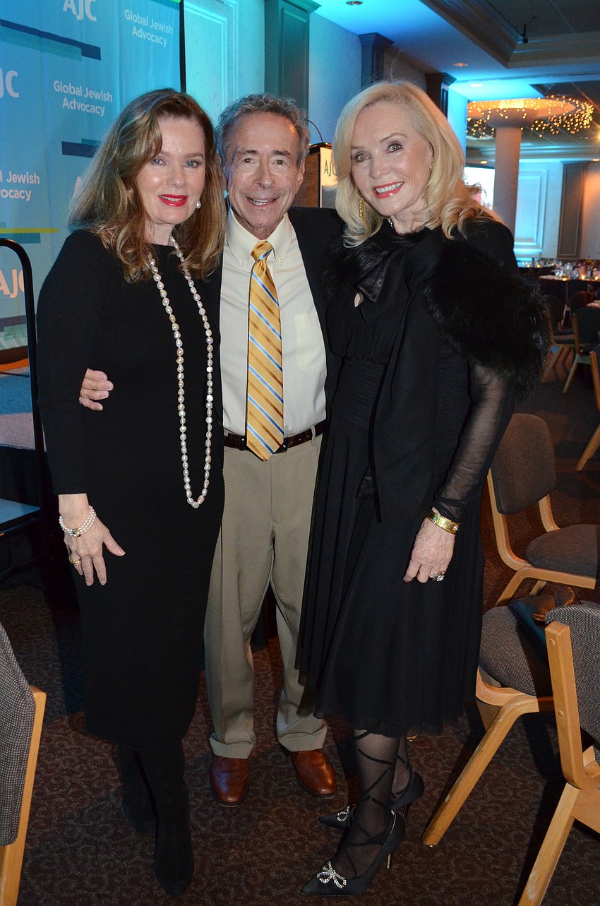 Rita and Ron Greenbaum with Margaret Wise