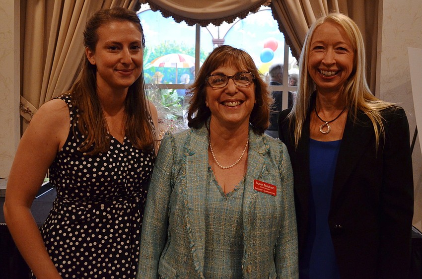 Leah and Susan Maulucci with Wendy Cox
