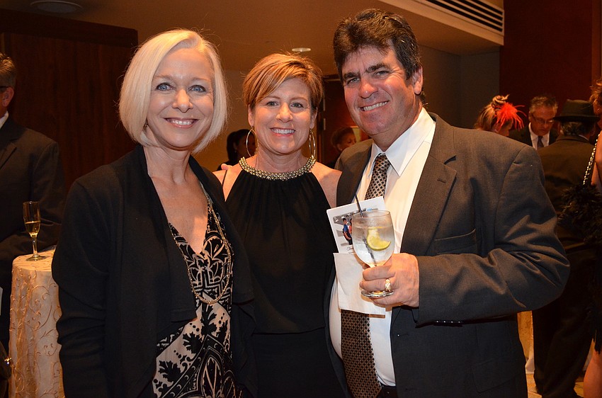 Donna Dudash with Tina and Don White