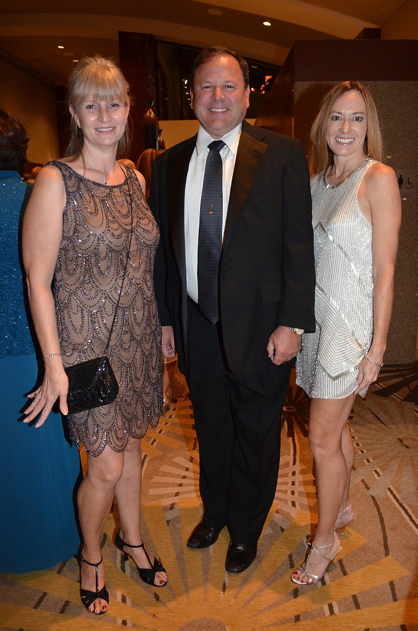 Halie and Stan Fulton with Valerie Leatherwood