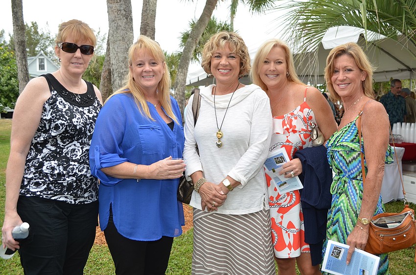 Sue Joachim, Laurie Bignam, Nita Cole, Leslie Edwards and Kim Durham