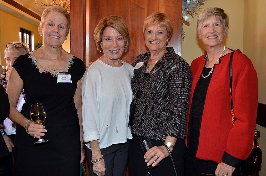 Betty Reeder, Joan Howe, Diane Curtis and Joan Emrich