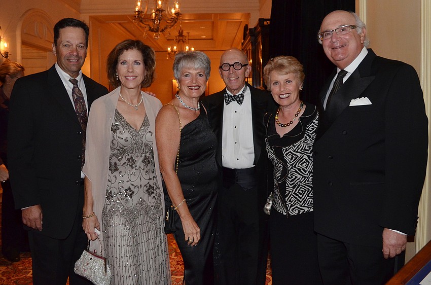 Scott and Jill Levine, Edie Chaifetz, Alan and Stephanie Hochfelder and David Chaifetz