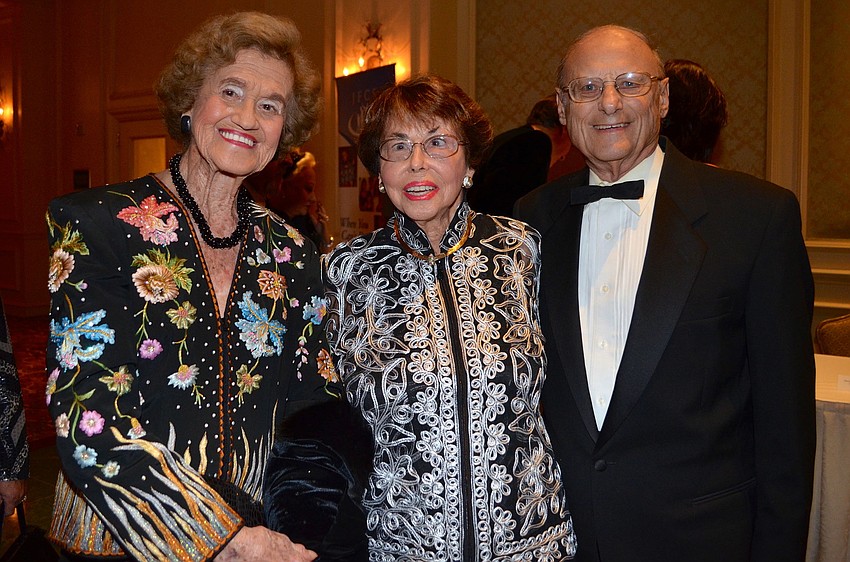 Betty Schoenbaum with Naomi and Bruce Wertheimer